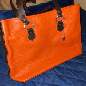 😍GORGEOUS, ROOMY GENUINE LEATHER Tote Bag
